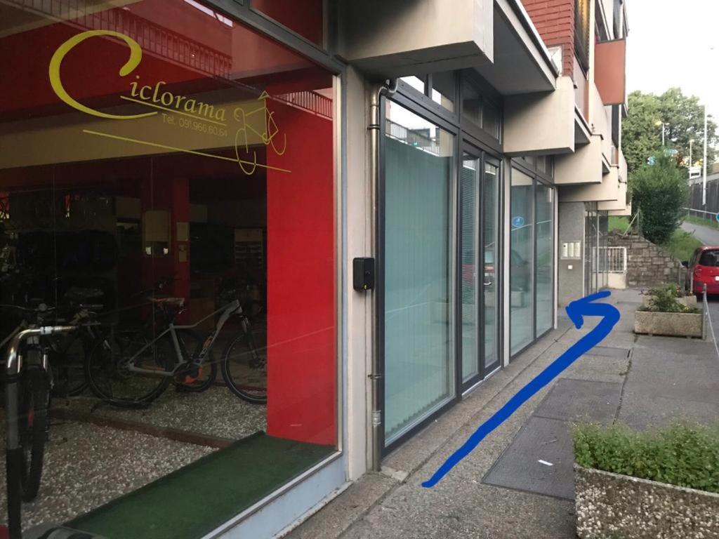 33a - No Bikes - Self Check-in * Lugano