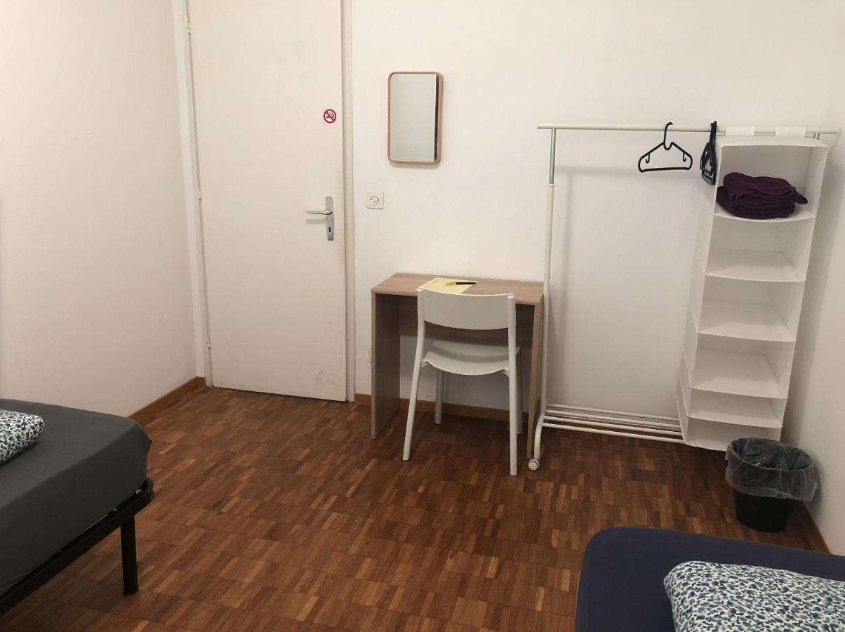 33a - No Bikes - Self Check-in Lugano
